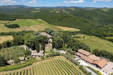 Inside a 14th-Century Chianti Classico Estate: A Rare Tuscan Gem with Exceptional Winemaking Potential