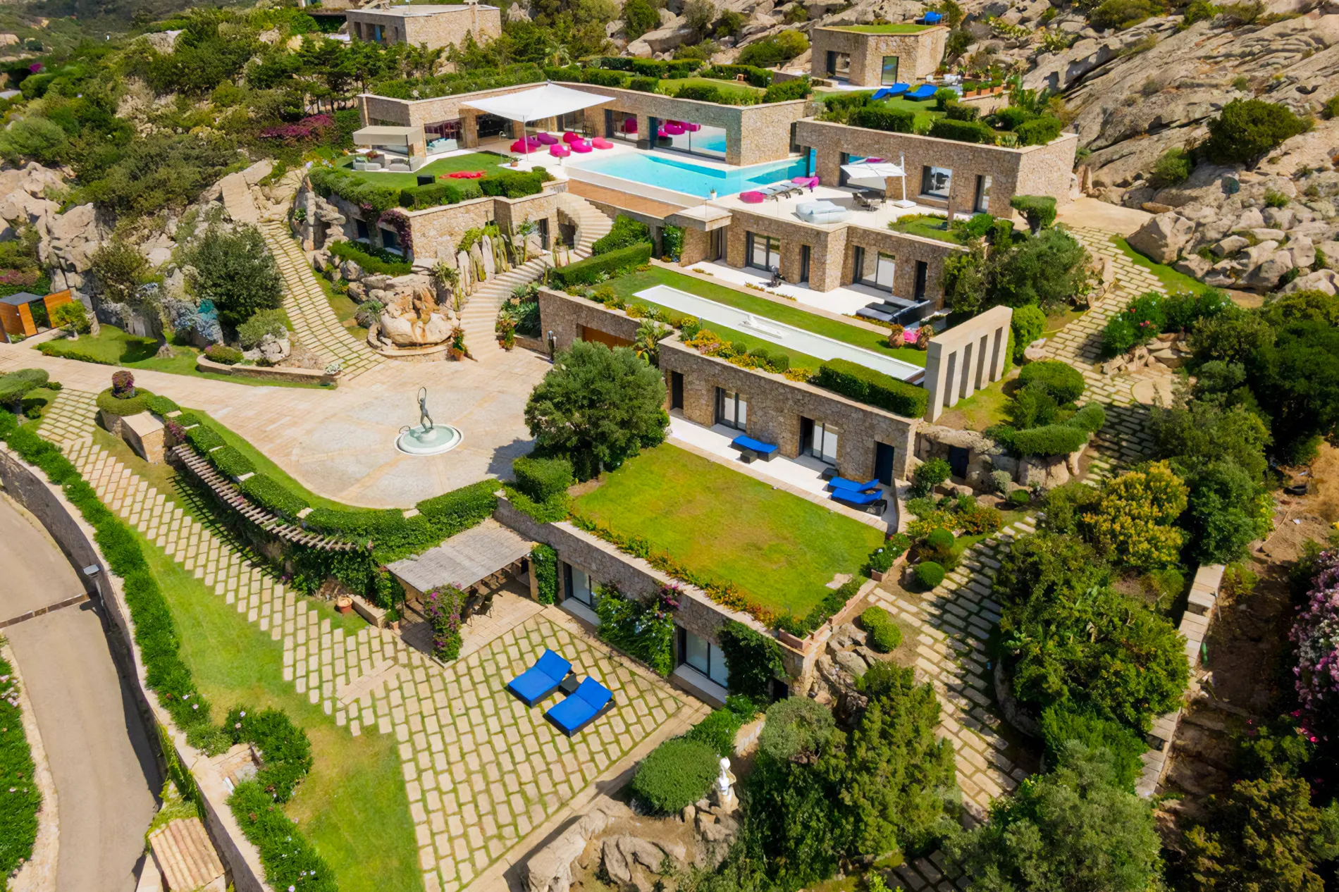 From Spain to Dubai: How Padel Courts Are Appearing in Premium Real Estate Markets