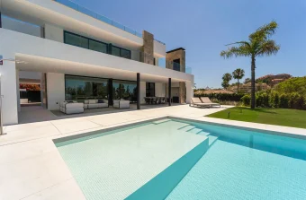 Mitchell’s Prestige Properties (1)