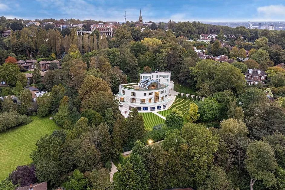 Homegrown Momentum: Domestic Buyers Now Drive 61% of UK Luxury Property Market