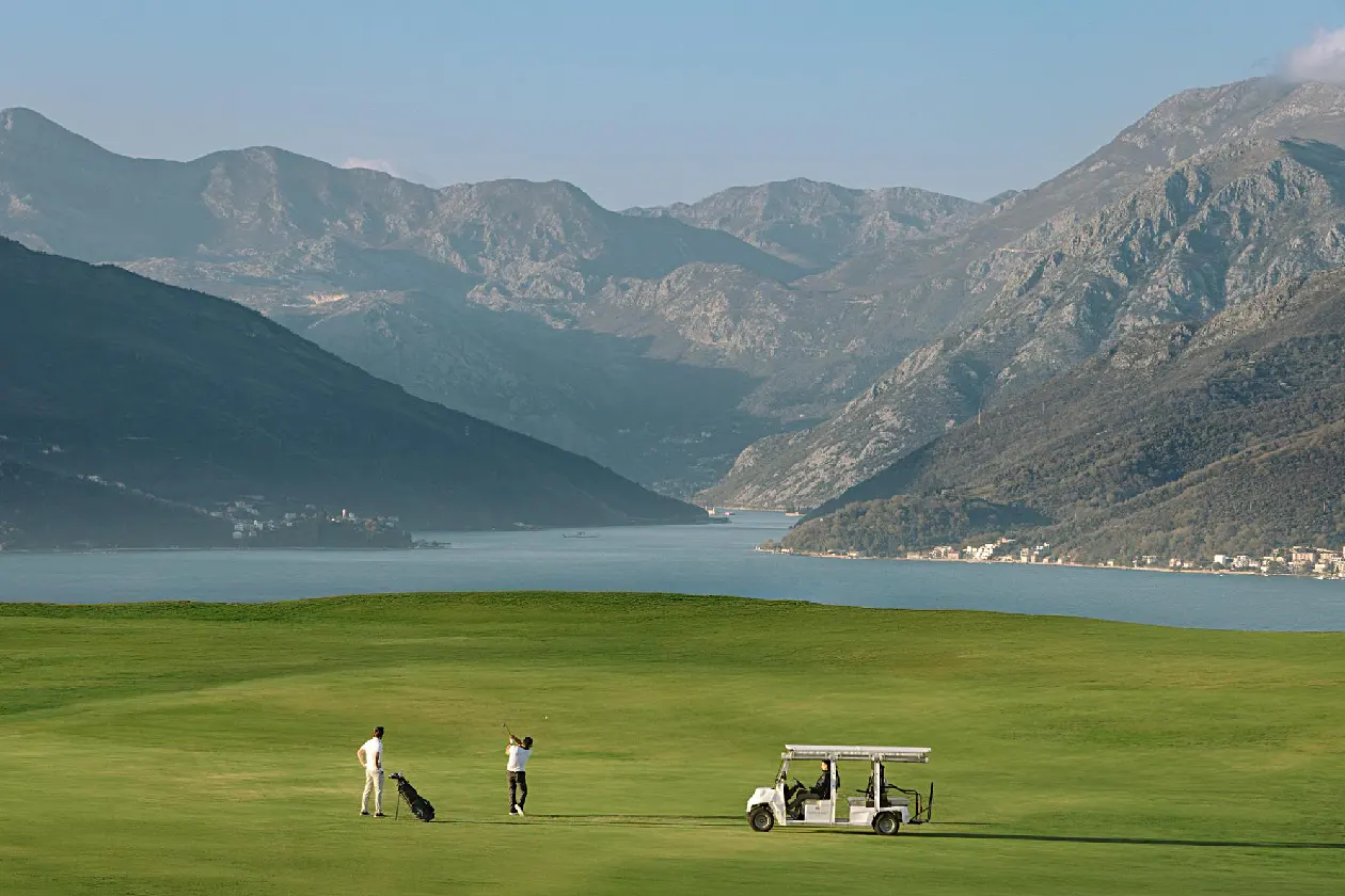 Lustica Bay 7
