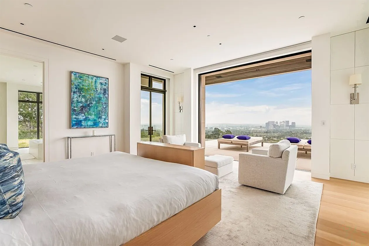 9966 Beverly Hills_6