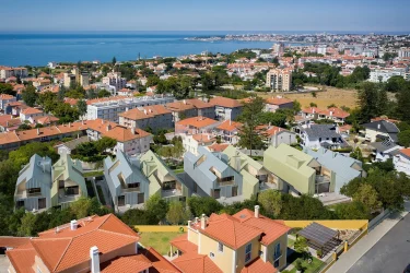 Blue Villas: Architectural Excellence Meets Coastal Sophistication in São Pedro do Estoril