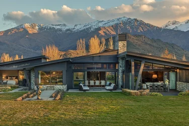 The Great Opening: Golden Visa Policy Signals a New Era for New Zealand’s Luxury Market