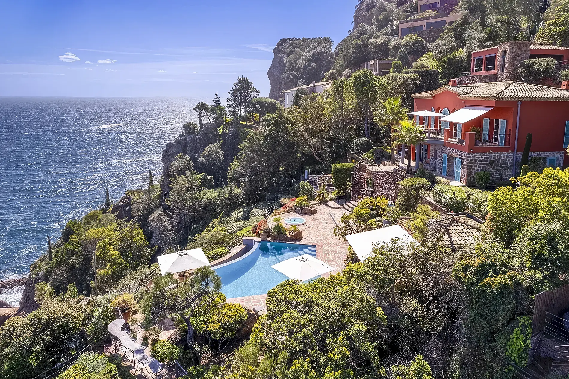 JamesEdition’s Top Reads: Listings, Cities & Stories That Defined This Year’s Luxury Moments