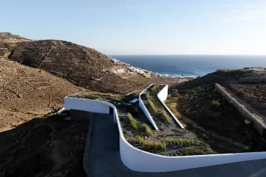 Where Wealth Moves: 2025’s Global Luxury Market Decoded in 7 Charts