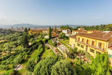 Historic Florentine Estate: Panoramic Views and 13th-Century Heritage Above Piazzale Michelangelo