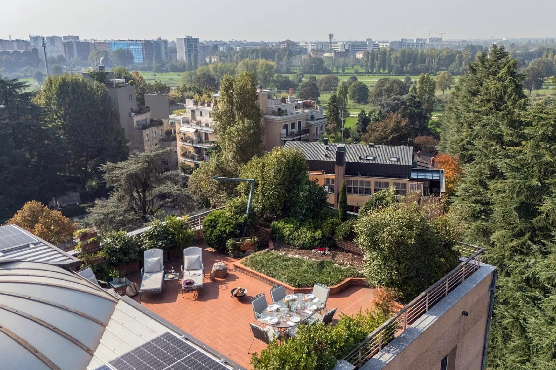 Above Milan’s Olympic Stage: 5 Trophy Penthouses Shaping San Siro’s New Luxury Identity