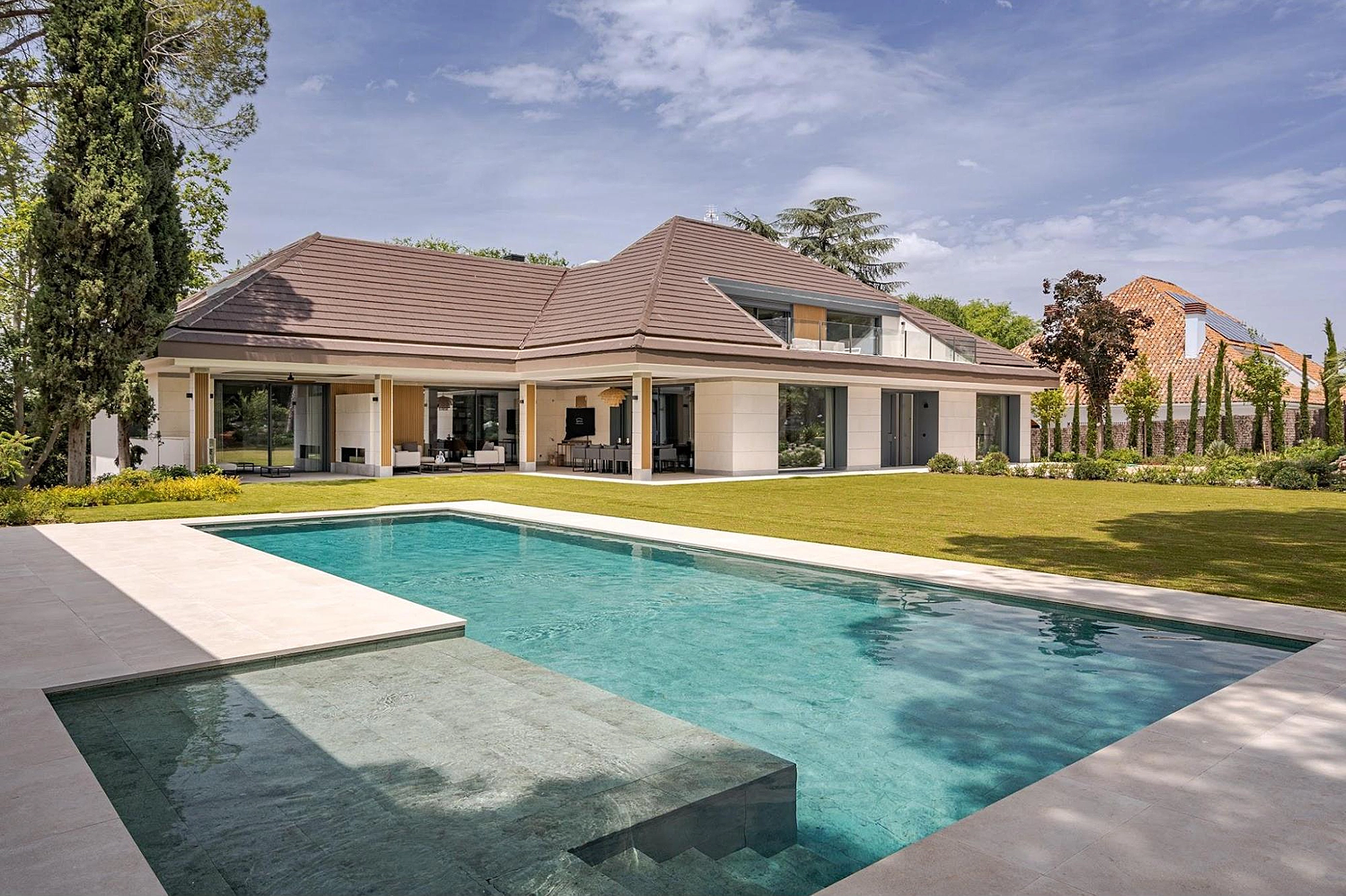Promora Inmobiliaria: Five Decades of Expertise in Madrid's Most Exclusive Residential Enclaves