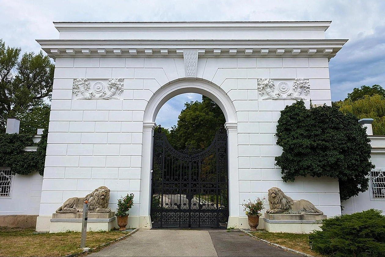 Schloss Schonau_2