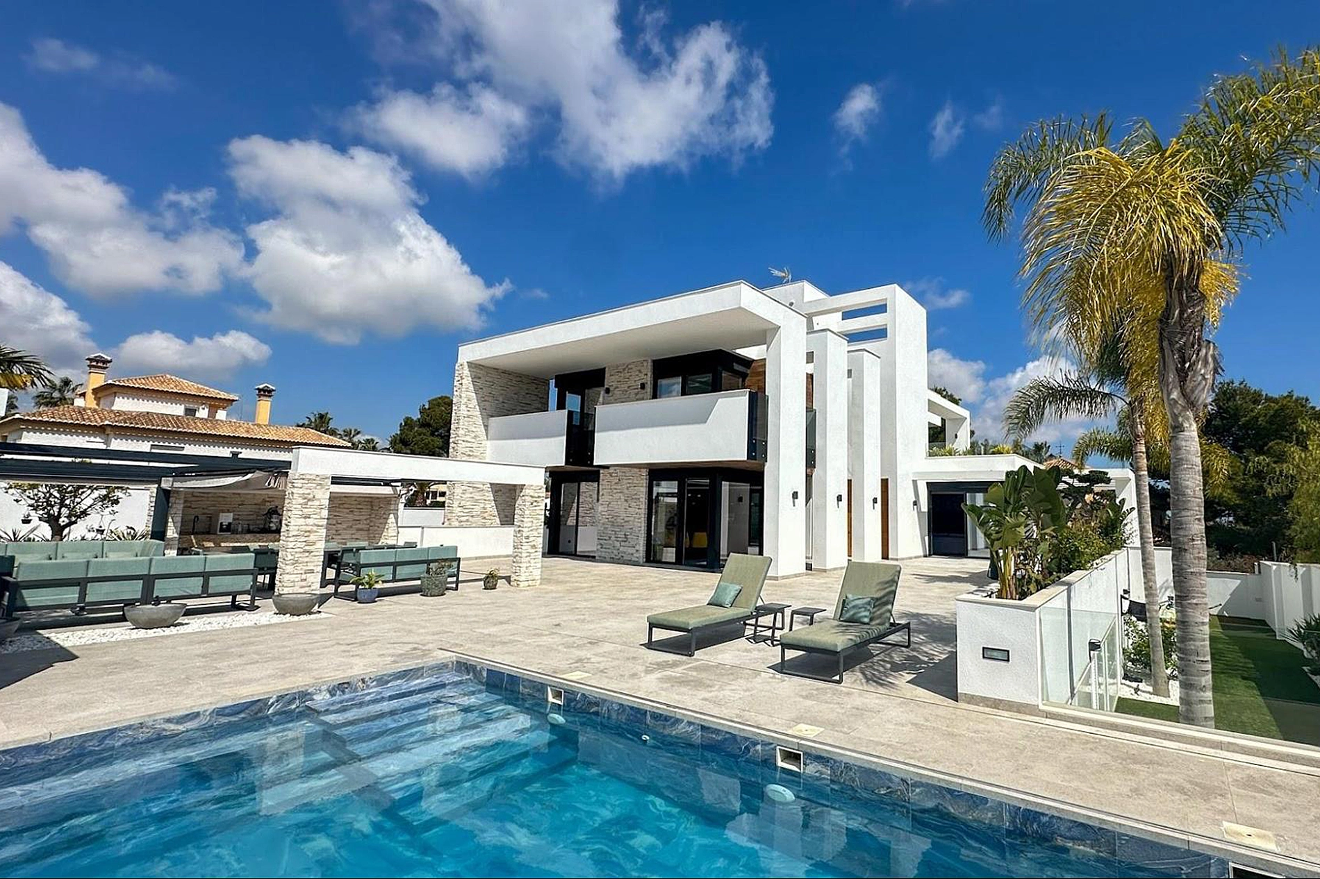 Designer Villa in Villamartín: A Private Oasis Where Golf-Front Prestige Meets Coastal Sophistication