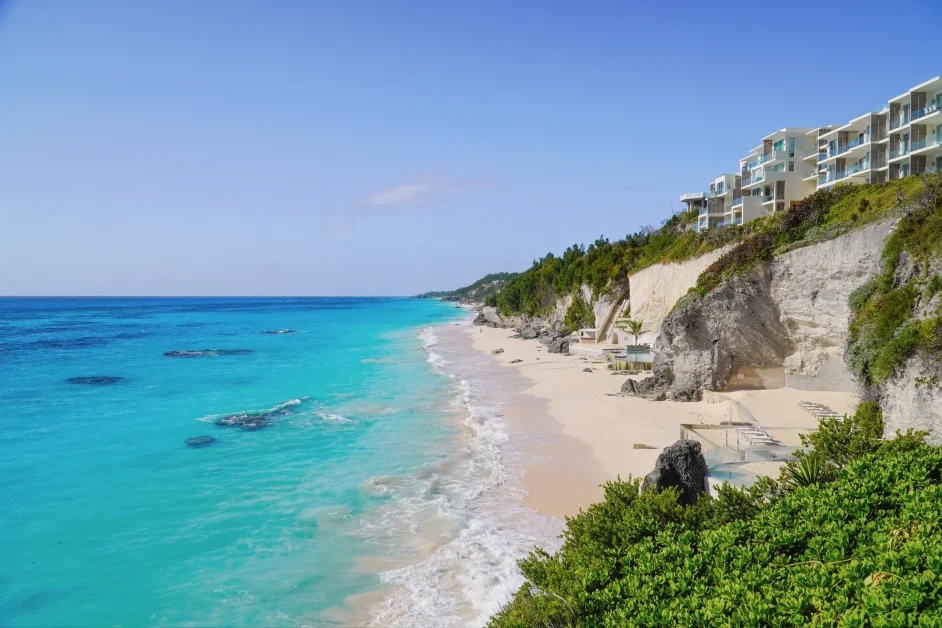 The Bermuda Rebirth: A Professional's Guide to Tax-Neutral Residency and Luxury Real Estate