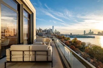 Douglas Elliman_1