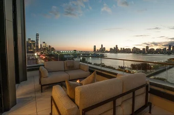 Douglas Elliman_11