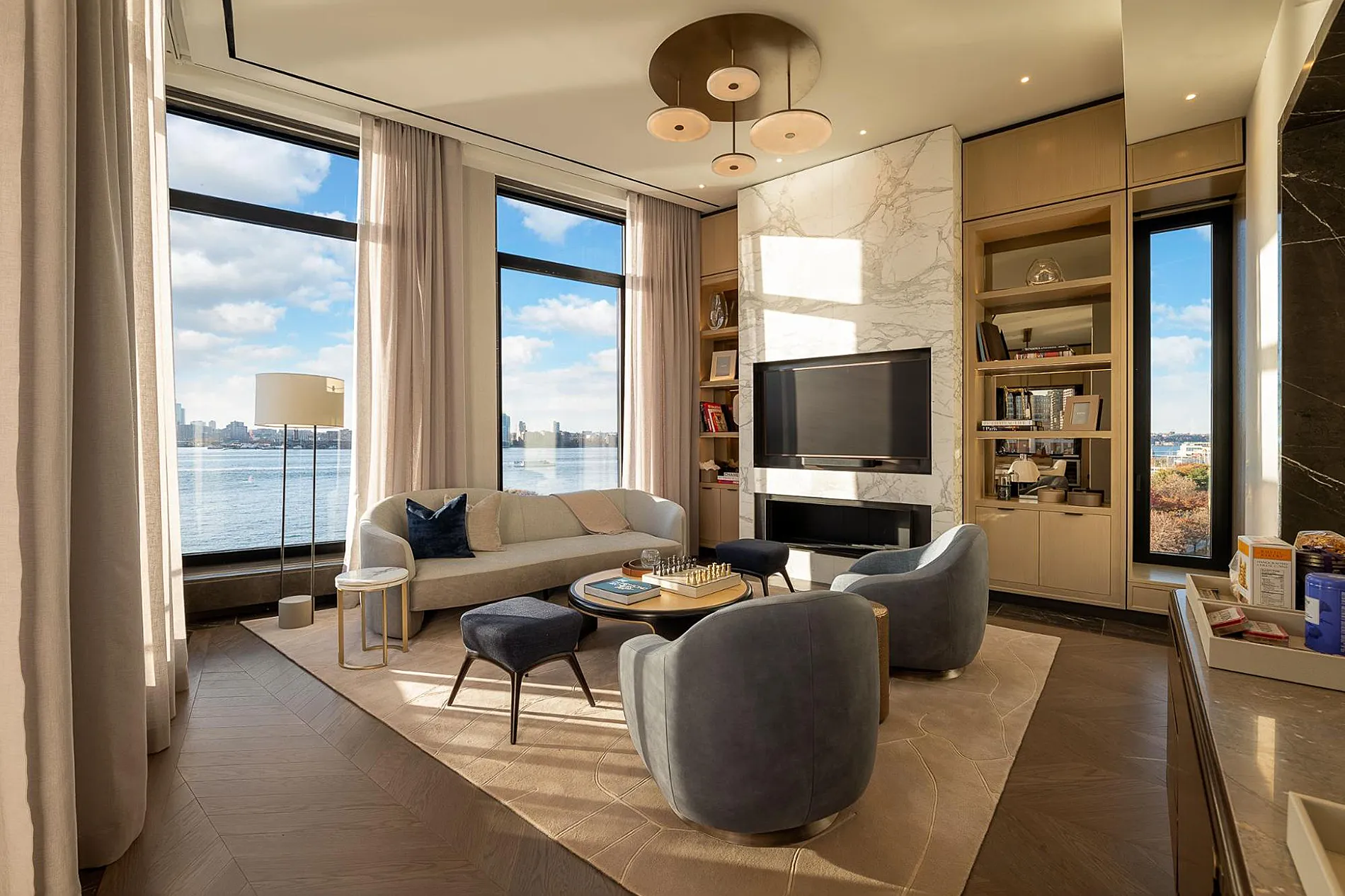 Maison Hudson: Hotel-Serviced Penthouse Living on the Hudson River Waterfront