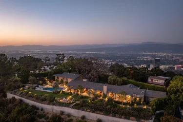 Inside Chris Evans’ Hollywood Hills Retreat: The ‘Captain America’ Estate Returns at $6.4M
