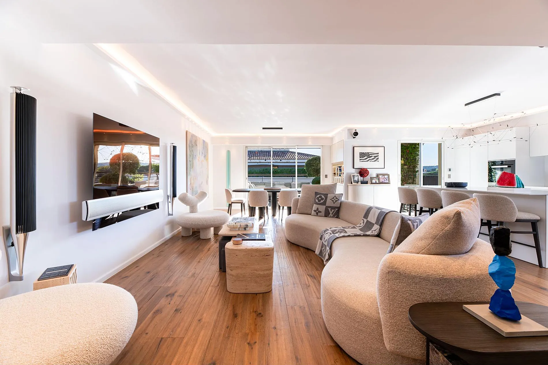 Inside One of Saint-Tropez’s Most Exclusive Penthouses: A Rare Village-Center Residence