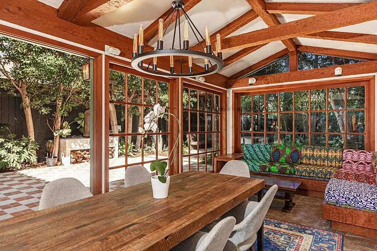 RHCP mansion_5