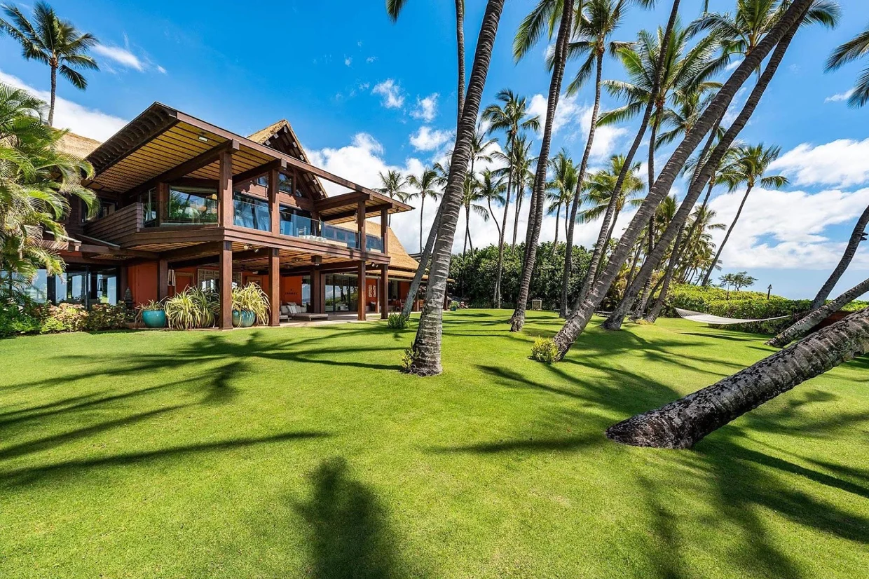 Jim Carrey Parts Ways With His Maui Oceanfront Estate at $35 Million