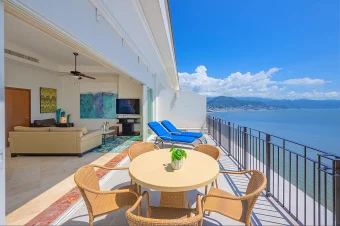 Coldwell Banker La Costa_8